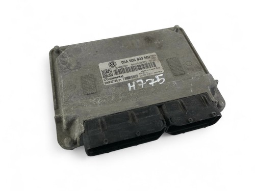 VW GOLF IV 1J1 Motorsteuergerät ECU 06A906033MH 32048077