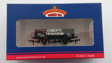 Bachmann 37-037 Five Plank Wagon Steel Floor "Roberts' Tarmacadam" No.461 NEW