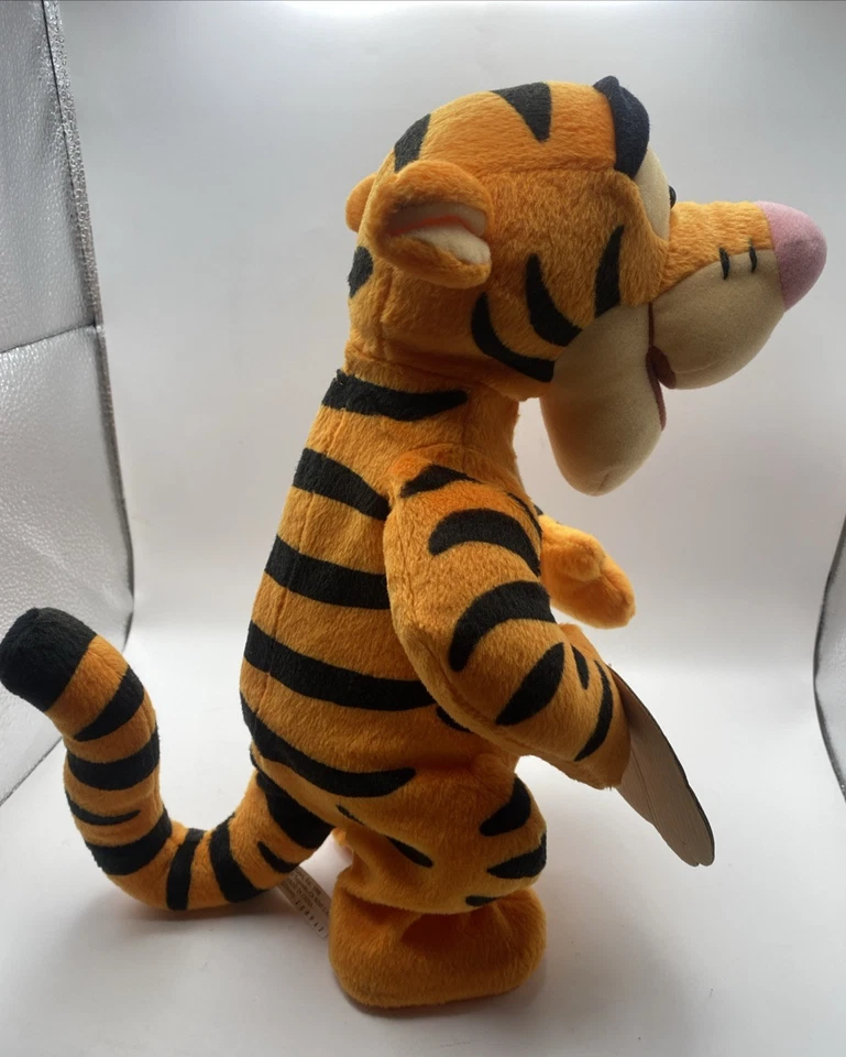 Vintage 1998 Disney Tigger Talking Bouncing Jumping 12" Plush Toy Doll with Tags - Image 4 of 4