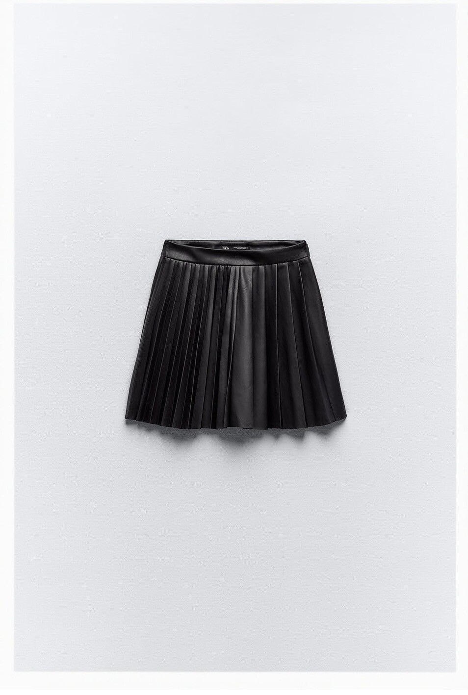 ZARA pleated faux leather skirt Black Size M