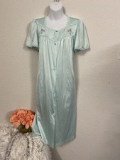 Vintage Lorraine Blue Nightgown Nylon Embroidery Lace Made USA SS Size M silky