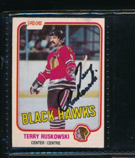 1981-82 O-Pee-Chee #62 Terry Ruskowski Black Hawks Signed Autograph (HT20) SWSW7