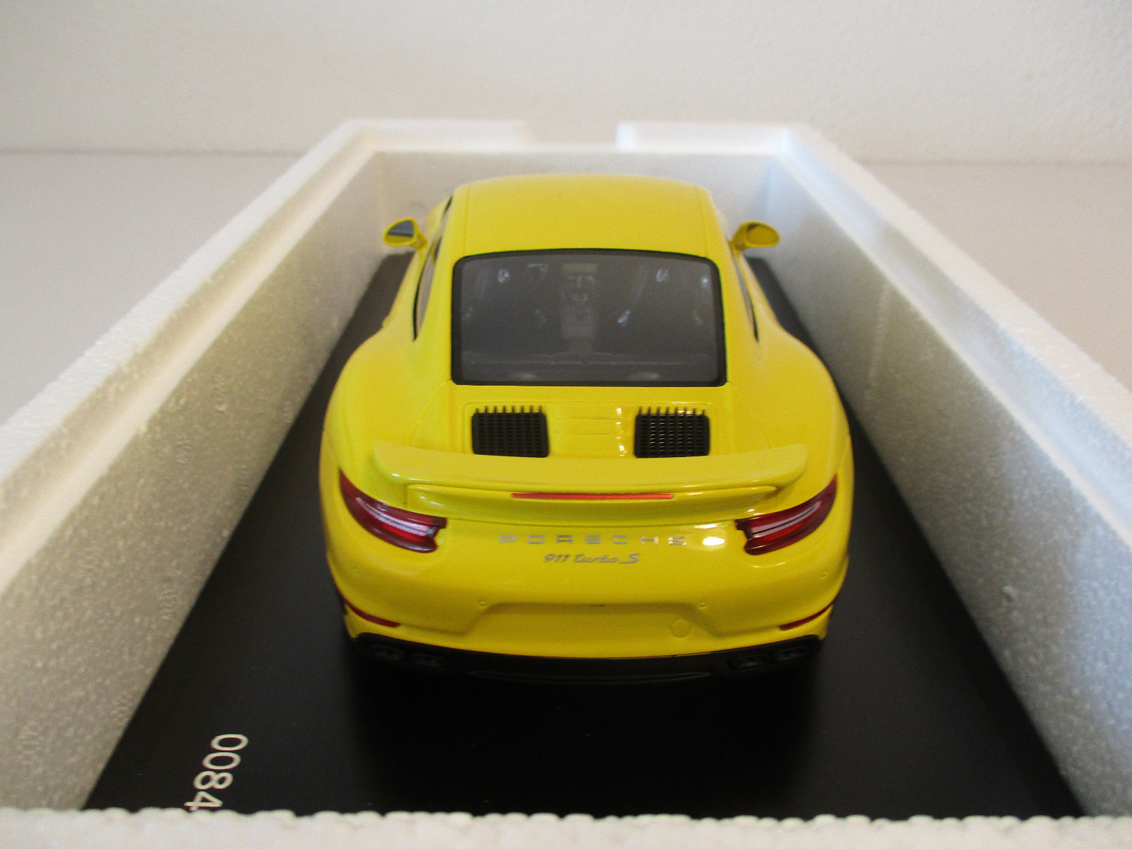 (Modelage) 1 18 18 18 Spark Porsche 911 Turbo S Racing jaune Neuf neuf dans sa boîte e17c70 (Modelage) 1 18 18 18 Spark Porsche 911 Turbo S Racing jaune Neuf neuf dans sa boîte e17c70