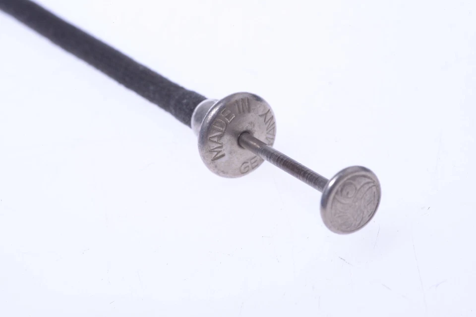 ✅ UNBRANDED 35CM, 13.8” SHUTTER CABLE RELEASE NICKLE PLATED ANTIQUE CAMERA 66-4 - Image 2 of 2