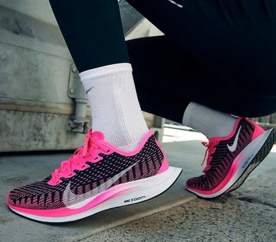 nike zoom black running shoes