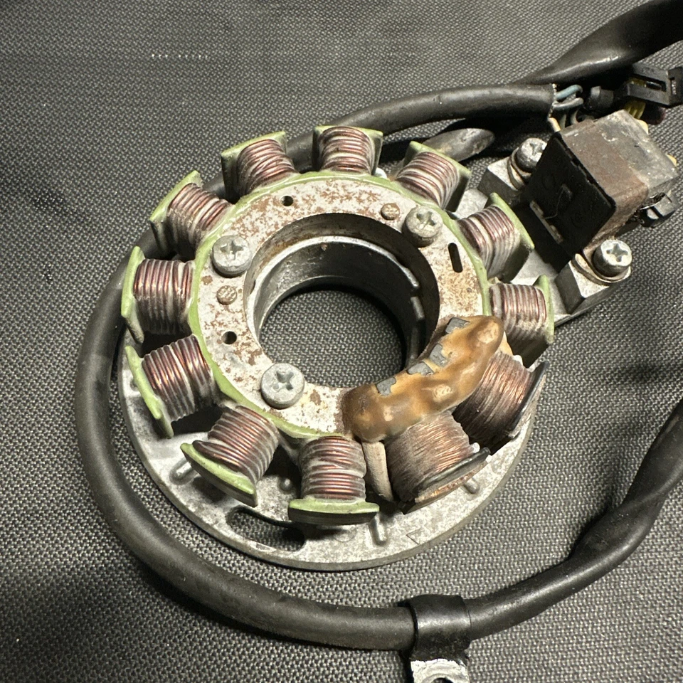 Conjunto de estator de moto de nieve Polaris XC 600 1999 Foto 2 de 4