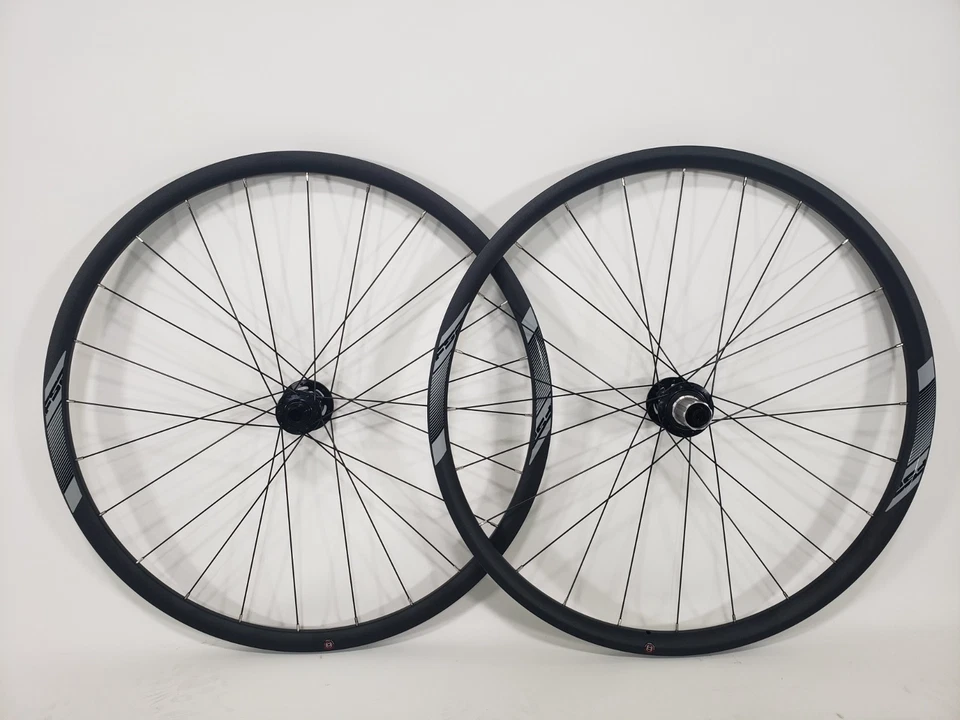 Juego de ruedas FSA 29" sin serie MTB tubeless CL/SH TA12/15-X12 nuevo Foto 3 de 4