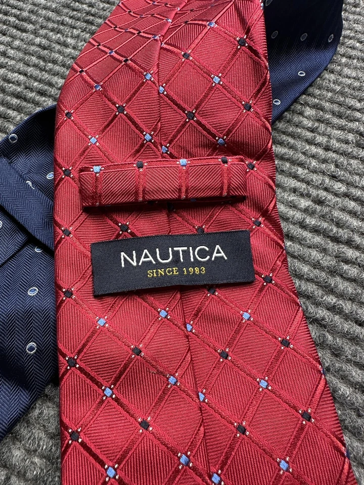 Corbatas Nautica Para Hombre Talla Única 100% Seda Lote de 3 Rojo Azul Marino Rayas Punto Geométrico Foto 4 de 4