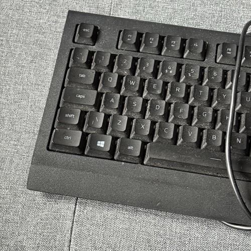 Razer Cynosa Lite UK Layout | Black USED TESTED AND WORKING FINE - Picture 4 of 7