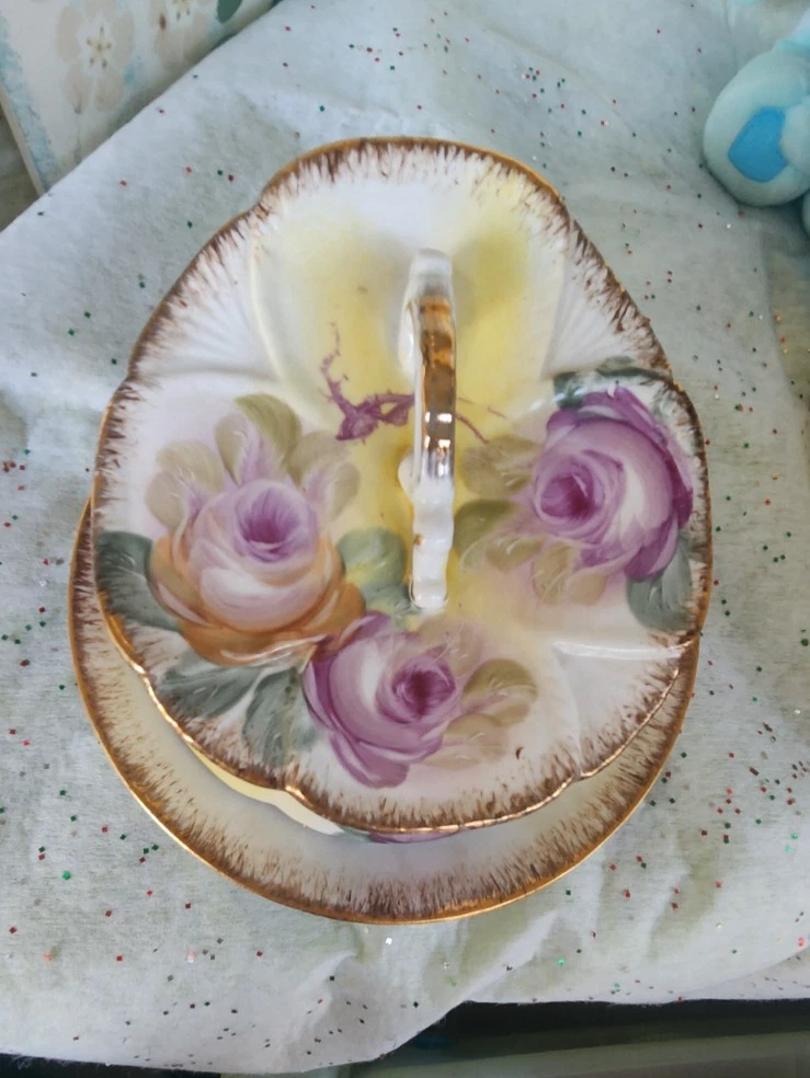 Vtg Hand Painted lavender Roses Gold Wedge Covered Butter Cheese Keeper Dish