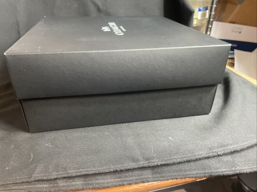 -EMPTY- COACH NEW YORK GIFT BOX 14.5” X14"X6" LARGE BOX - Picture 10 of 13
