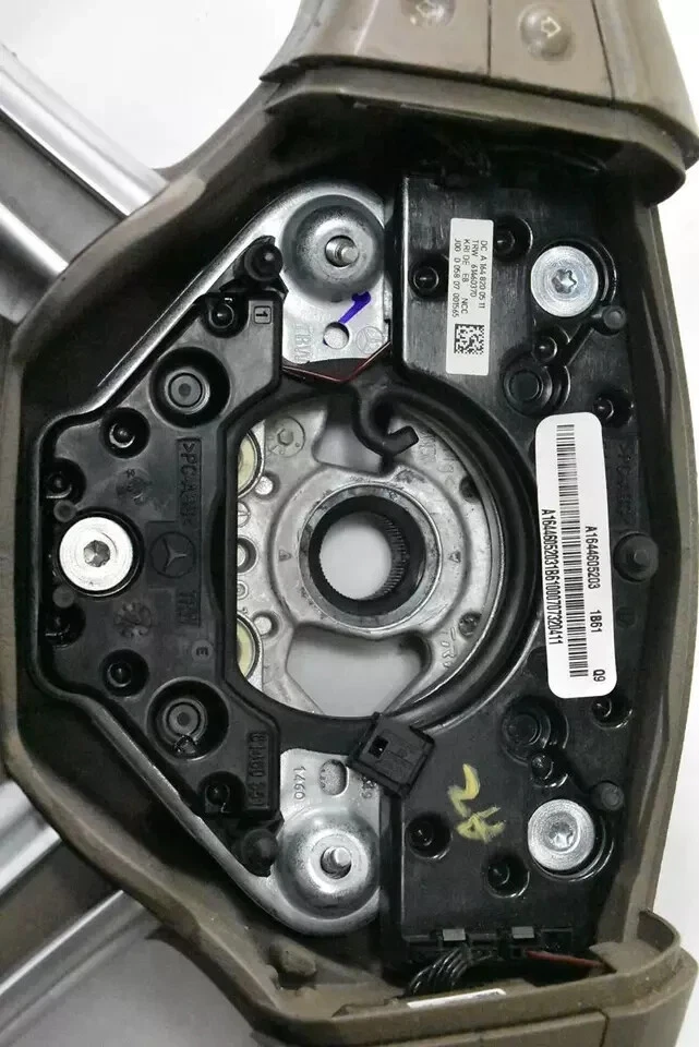 06-08 Mercedes X164 GL450 ML350 R350 Steering Wheel Beige 1644605103 OEM - Image 2 of 4