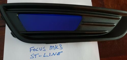 FOCUS MK3.5 ST-LINE TRANSLUCENT BLUE ACRYLIC FOGLIGHT PROTECTORS - Picture 1 of 5