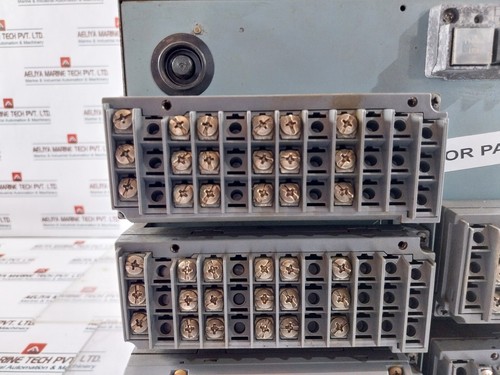 YOKOGAWA DX220-1-2 Daqstation Digital Data Recorder (Not Working) - Picture 9 of 16
