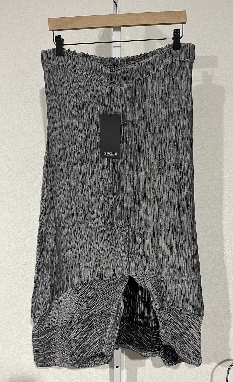 Grizas Midi Skirt Size Medium Silk Linen Draped Lagenlook Grey Pattern NWT!-image