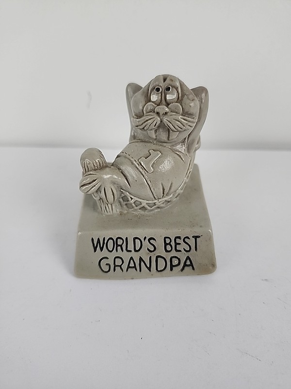 1974 World's Best Grandpa Walrus Figure In Hammock Wallace Berrie Co 3.5 Inches