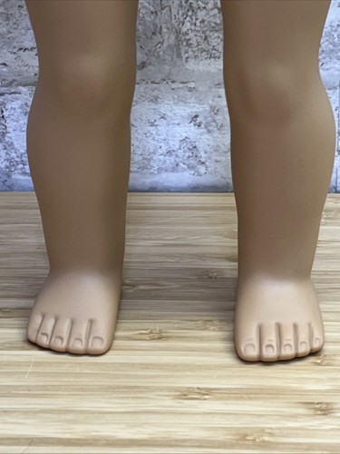 American Girl 18” Doll | 2017 | Julie Albright | Blonde Hair | Brown Eyes - Bild 6 von 8