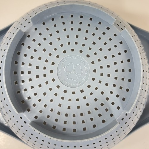 Vintage Shamrock Neatway Country Blue Plastic Strainer Colander Made in USA - Picture 4 of 8