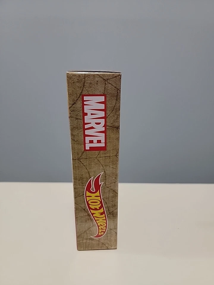 SDCC HOT WHEELS SPIDER MACHINE CAR GP-7 SPIDER MAN NEUMÁTICOS DE PILOTO REAL SIN USAR, EN CAJA 2019 Foto 2 de 4