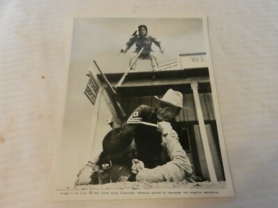 Frank Sinatra 1962 Black & White Photograph From Sergeant's Three 8x10