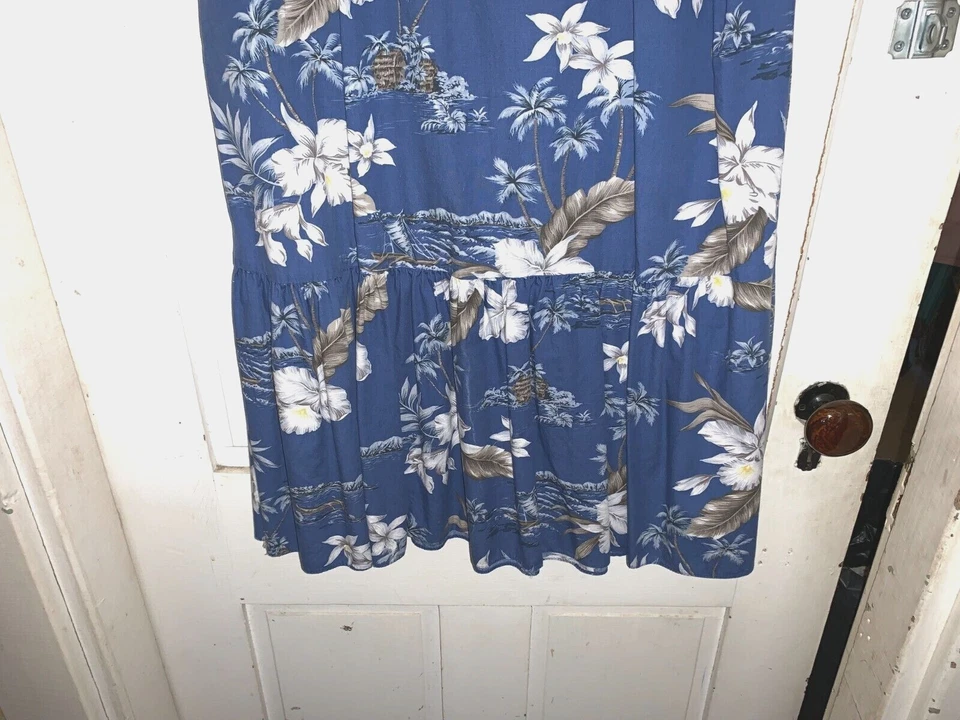 Vintage_Hawaiian Togs_Muu Muu_Salón_Vestido_Floral_Azul-M BUSTO=34-38 Foto 3 de 4