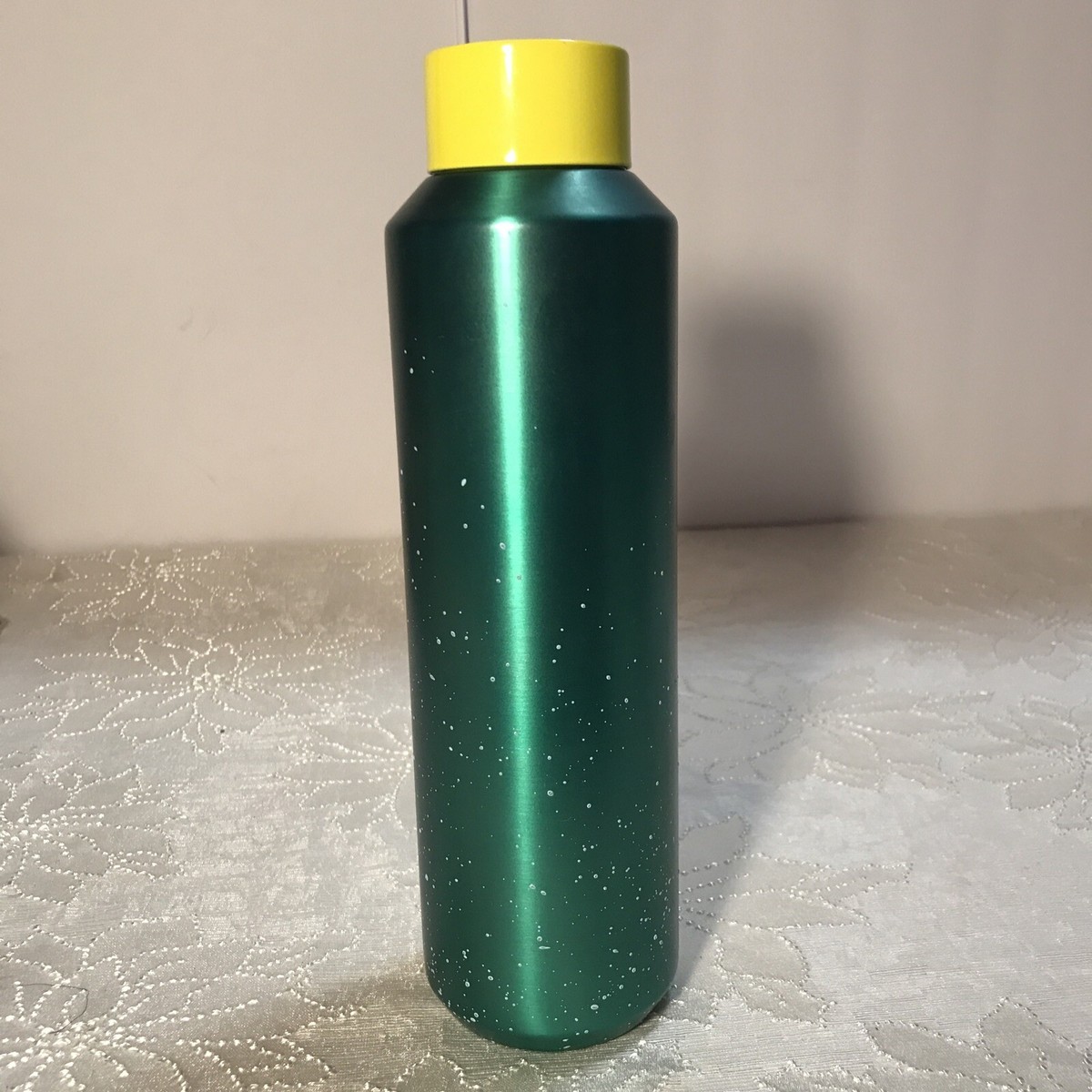 Starbucks 2020 Emerald Green/Speck Stainless Steel 20oz Starbucks 2020 Emerald Green/Speck Stainless Steel 20oz