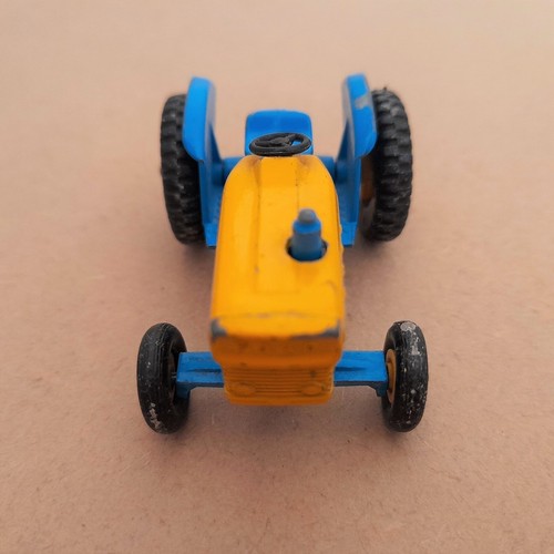 No.39 Matchbox Diecast Ford Tractor 1967 -1971 Scale 1:56. - Picture 4 of 7