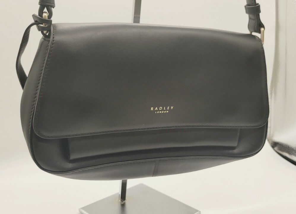 RADLEY London - Vale Close Leather Medium Flapover Shoulder Bag