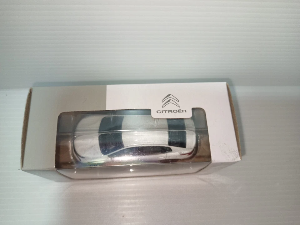 Citroen C4 Norev 1:64 LEGGI DESCRIZIONE - Immagine 3 di 4