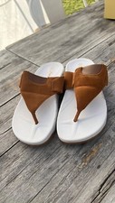 LADIES TAN TRIM WITH WHITE SOLE SANDALS SIZE 7