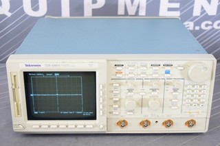Tektronix TDS640A /13/1F/2F Digital Oscilloscope 500MHz 2GS/s 4Ch