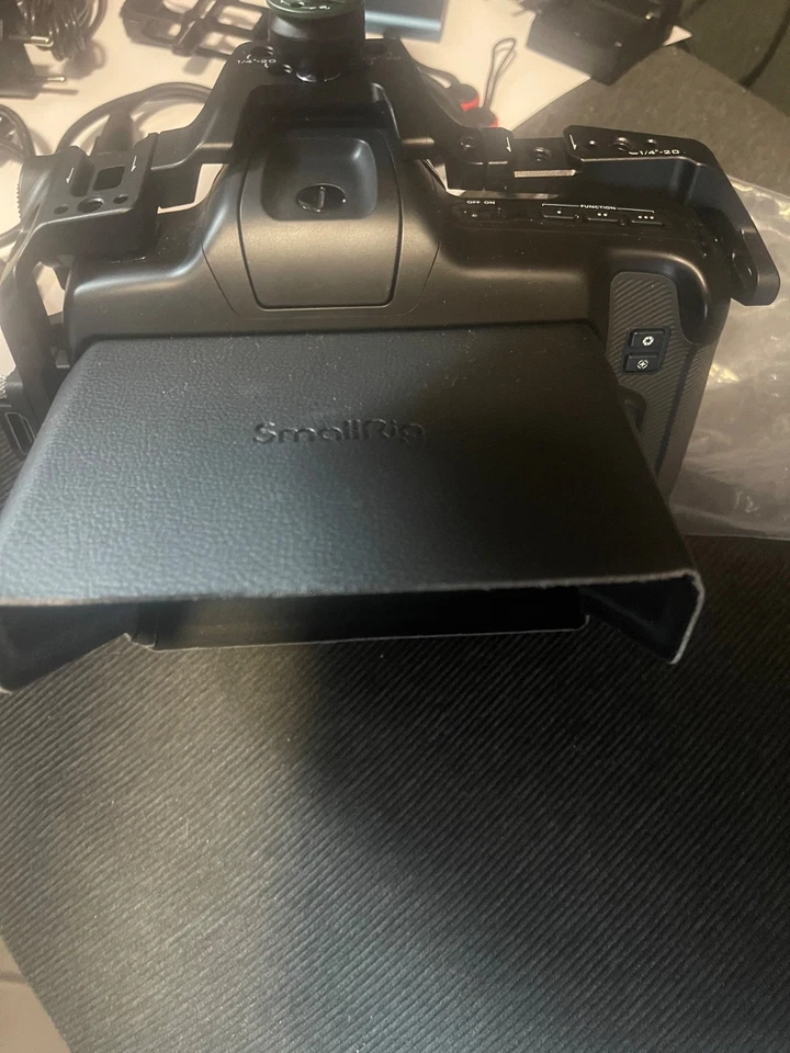 Blackmagic Cinema Camera 6K Full Frame + accessori - Immagine 2 di 3