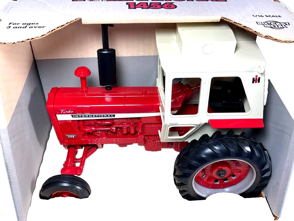 1996 ERTL, Turbo FarmaIl International 1456 w/Cab Tractor, #2311, 1/16 Scale NIB - Image 3 of 4