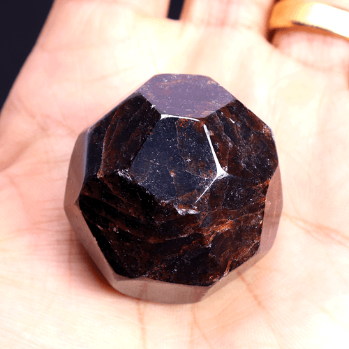 Corazón Guerrero ~ 95g Granate Almandina Natural Facetado Cristal Esfera Bola Espécimen - Imagen 9 de 12