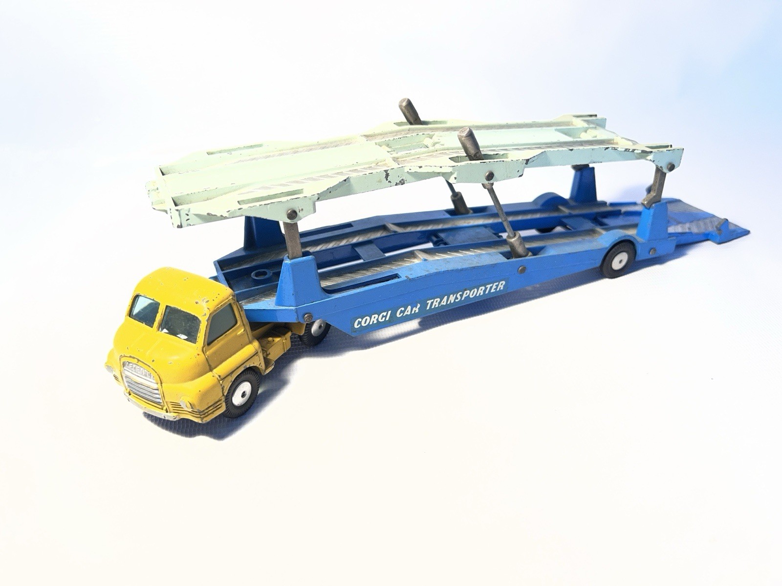 Check The Market for Corgi Carrimore Transporter