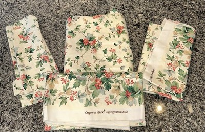 1 lb 8 oz Oregon by Payne Heavier Cotton Floral Berry Fabric Remnants