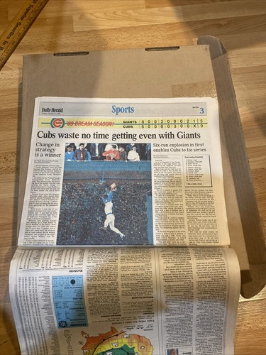 LOT OF VTG CHICAGO CUBS 1989 PLAYOFFS NEWSPAPER NEWSPAPERS PLUS 1998 BONUS - Picture 10 of 14