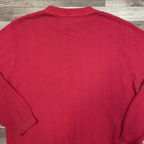 Suéter Vintage Bill Blass Texturizado Para Hombre Grande Rojo Sólido Tejido Hecho en EE. UU. Años 90 - Imagen 6 de 7