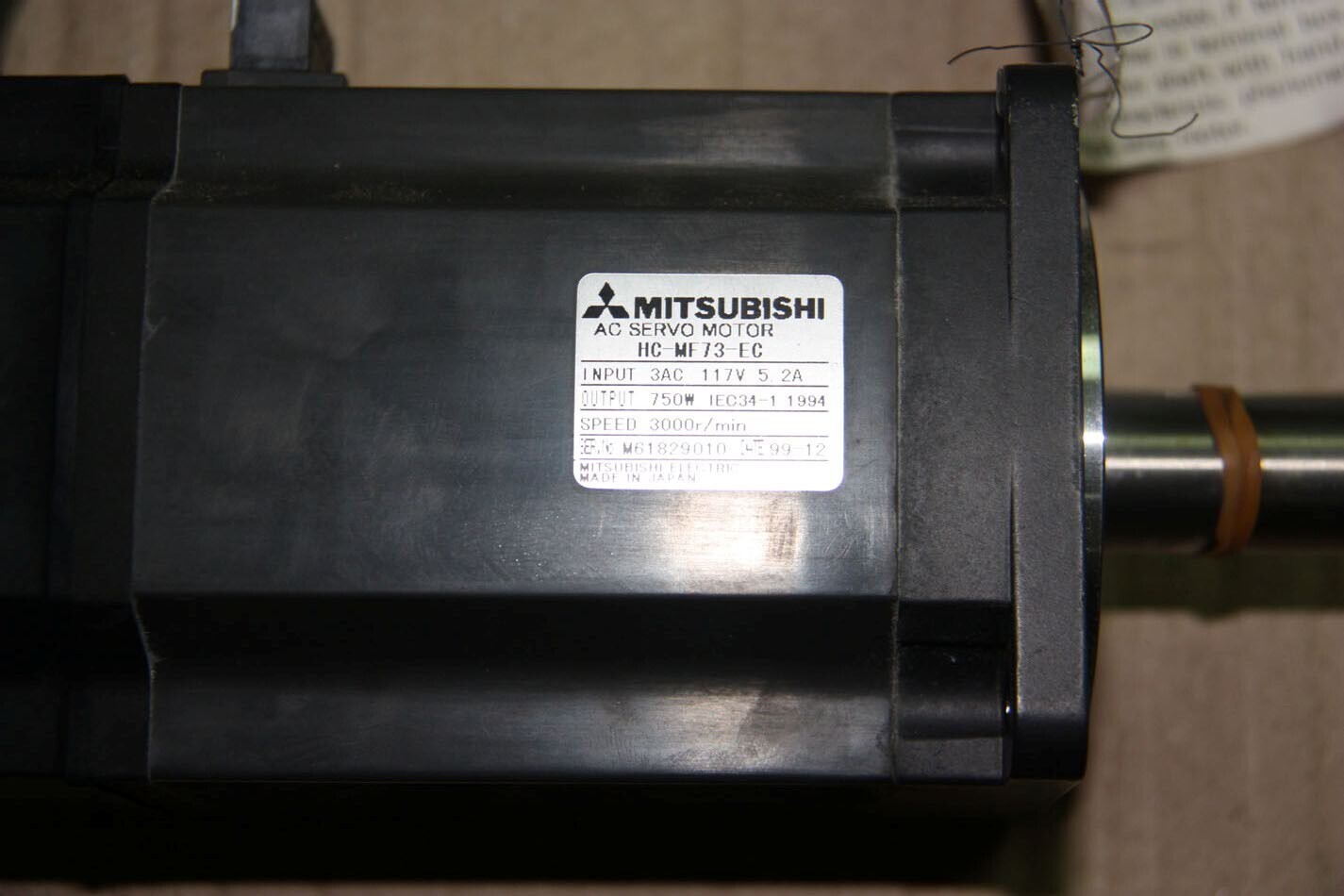 1PC    AC SERVO MOTOR  HC-MF73-EC   NEW FREE EXPEDITED SHIPPING #A6-37