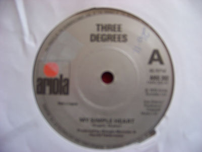 The Three Degrees - My simply heart / Hot summer night  UK Ariola  45