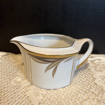 Winterling Marktleuthen Bavaria Gravy/Sauce Boat
