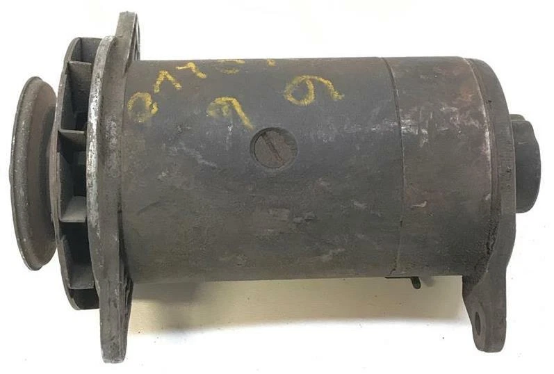 Volvo 1800 122 142 1962 1962-68 generador Dynamo 0 101 302 027 usado Foto 3 de 3