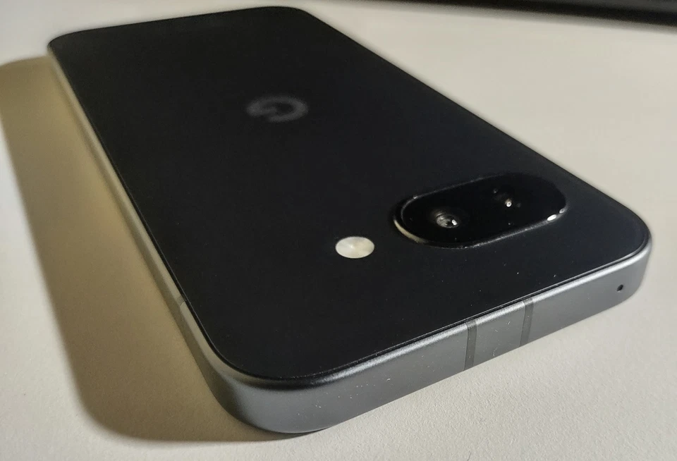 Google Pixel 9a · 128GB, foto 3 di 5