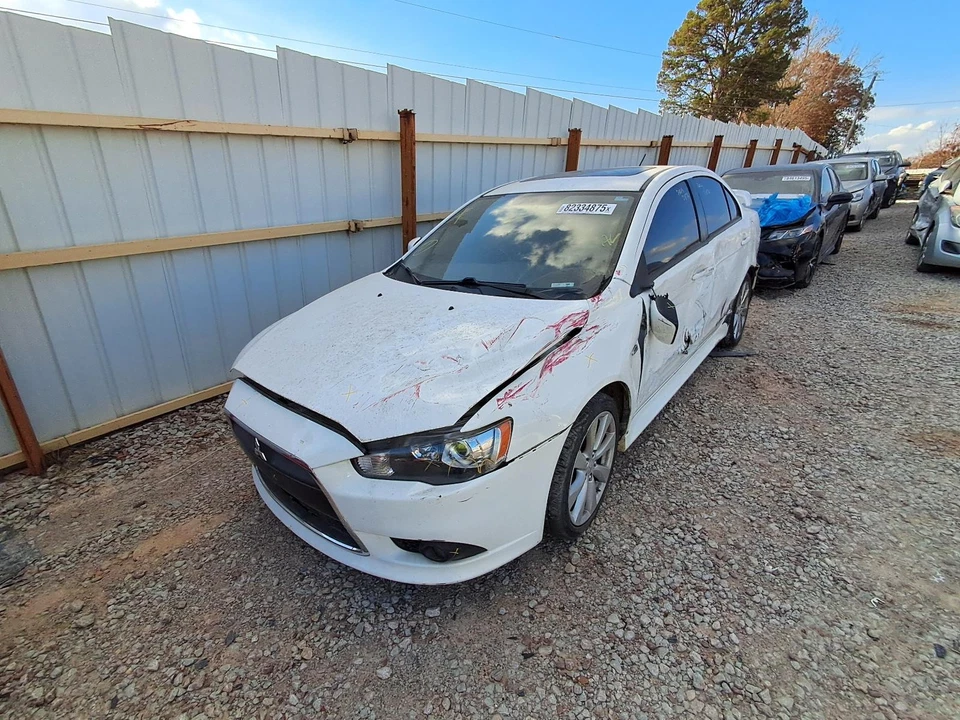 Used Front Center Interior Rear View Mirror fits: 2015 Mitsubishi Lancer Front C — 第 2/4 张图片