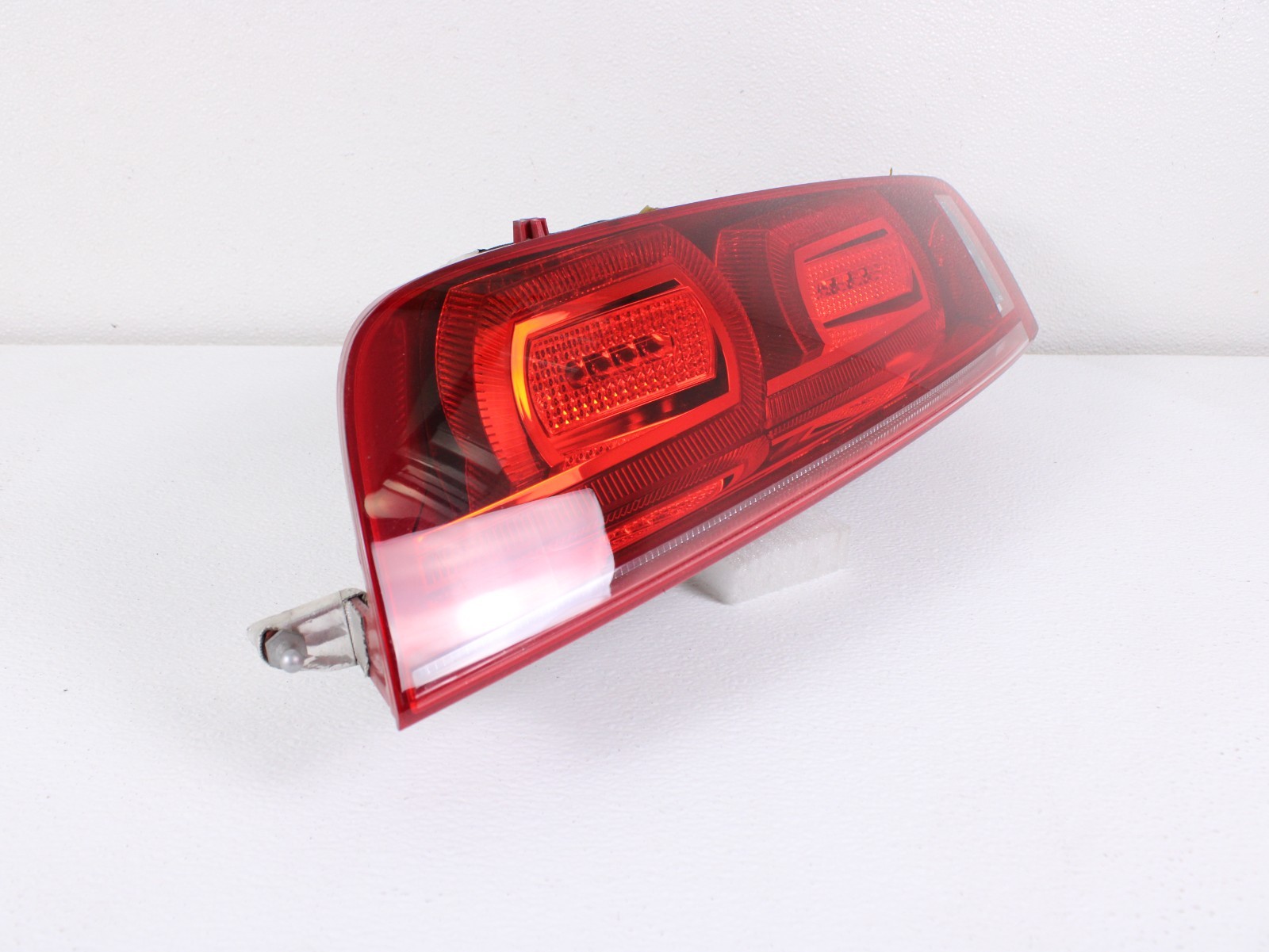 NICE! 2008 2009 2010 2011 2012 2013 AUDI R8 RH RIGHT PASSENGER LED TAILLIGHT OEM
