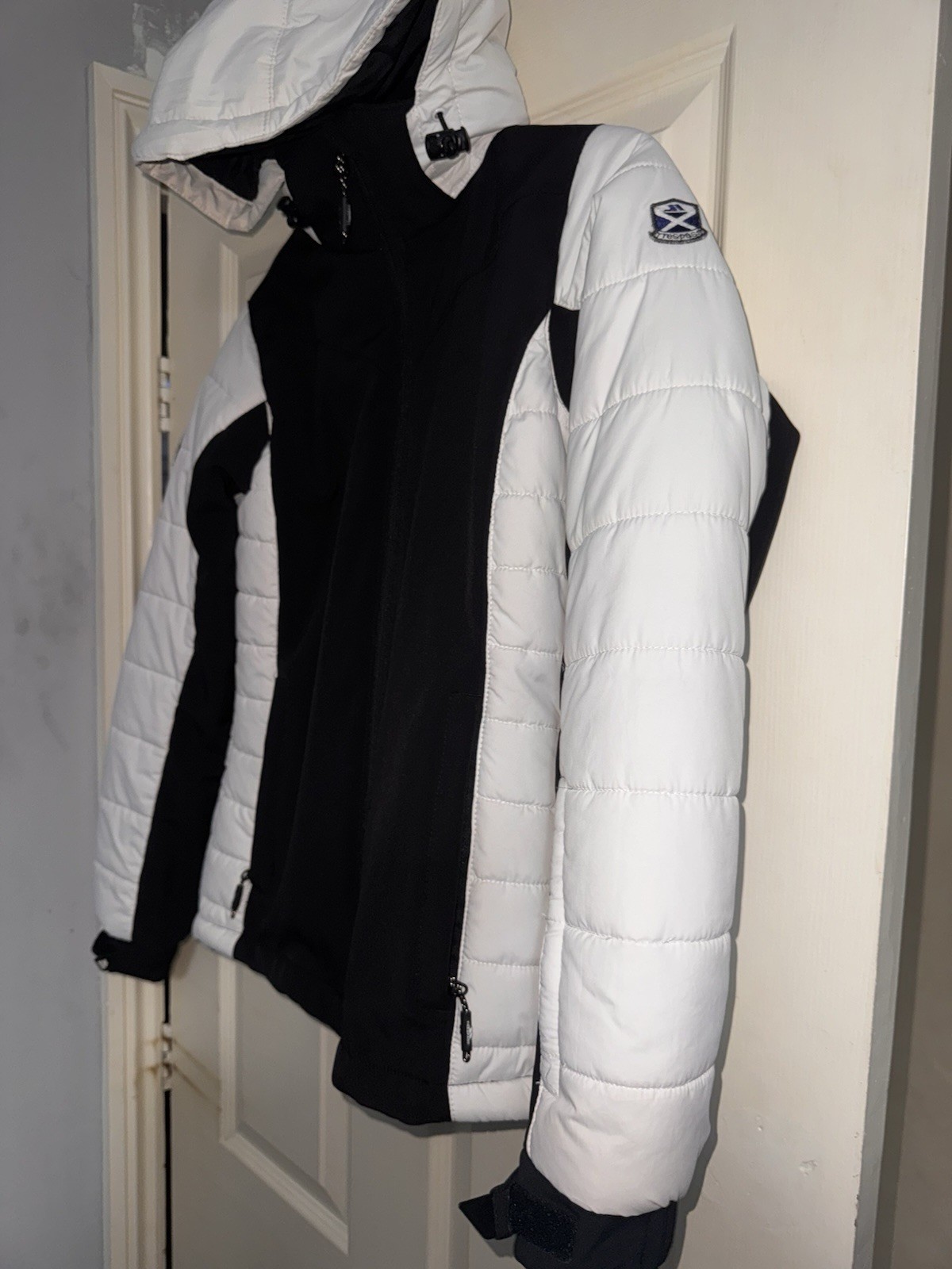 Trespass Technical Performance TP50 Size Small Bl… - image 2