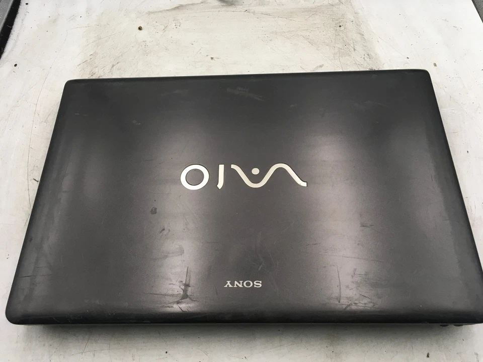 SONY VAIO PCG 71315L - BOOTS TO BIOS - INTEL I3 1ST GEN - 4GB RAM - 15" -READ-BB - Image 4 of 4