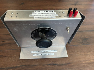 Enclosed and switched Rheostat 10 ohms, 300W