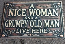 A Nice Woman & A Grumpy Old Man Live Here Sign Funny Hanging Kitchen Plaque