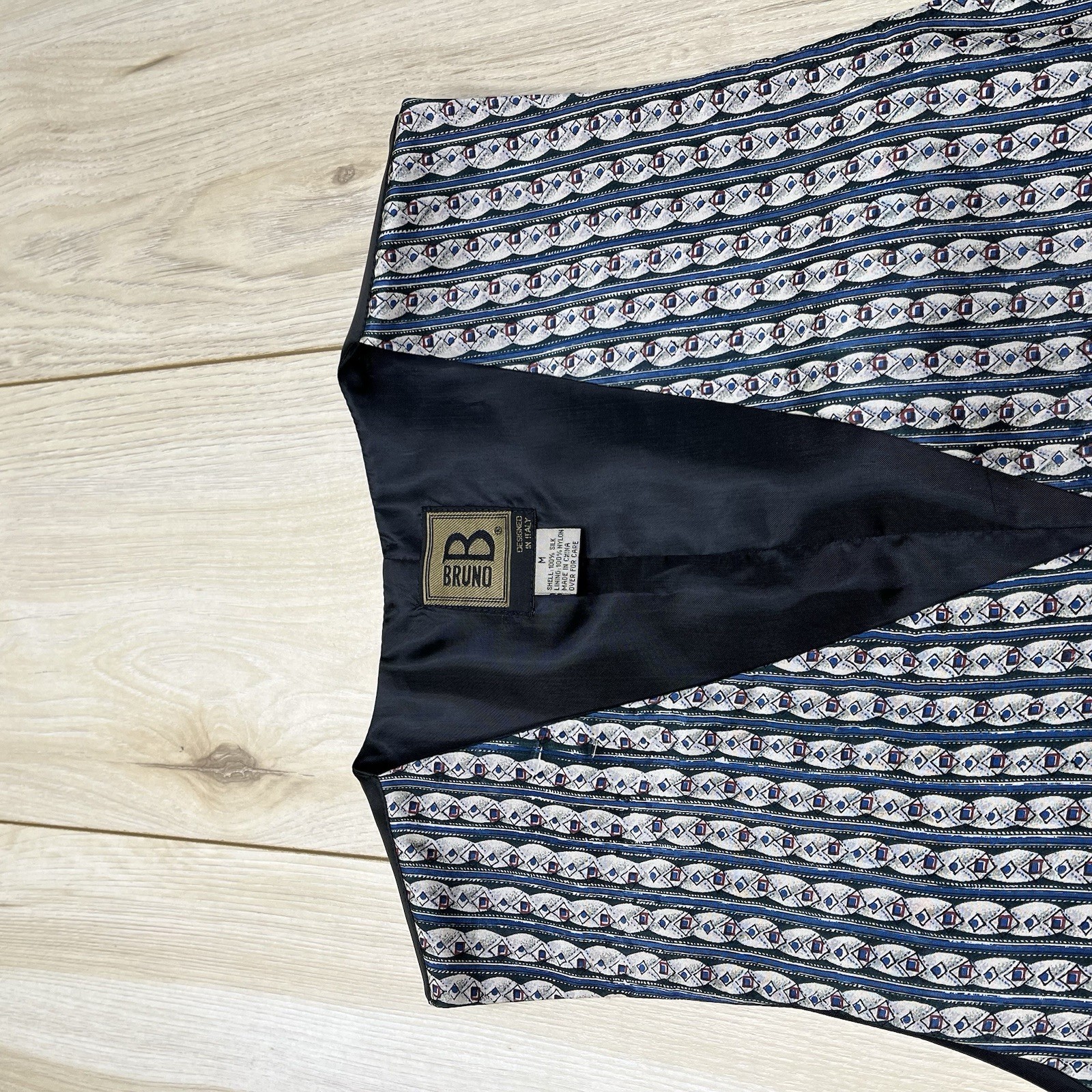 Bruno Design in Italy Vest Waistcoat Men Formal Dress 100% Silk Geometric Medium